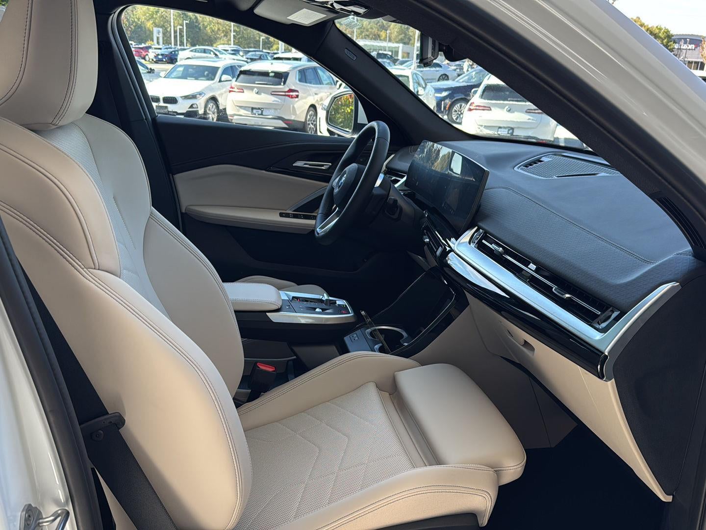 2025 BMW X2 xDrive28i