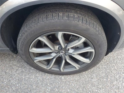 2018 Volvo XC90 Momentum