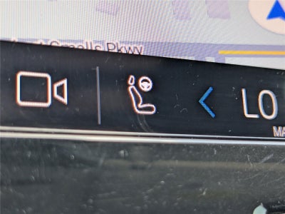 2023 Volvo XC40 Plus Dark Theme